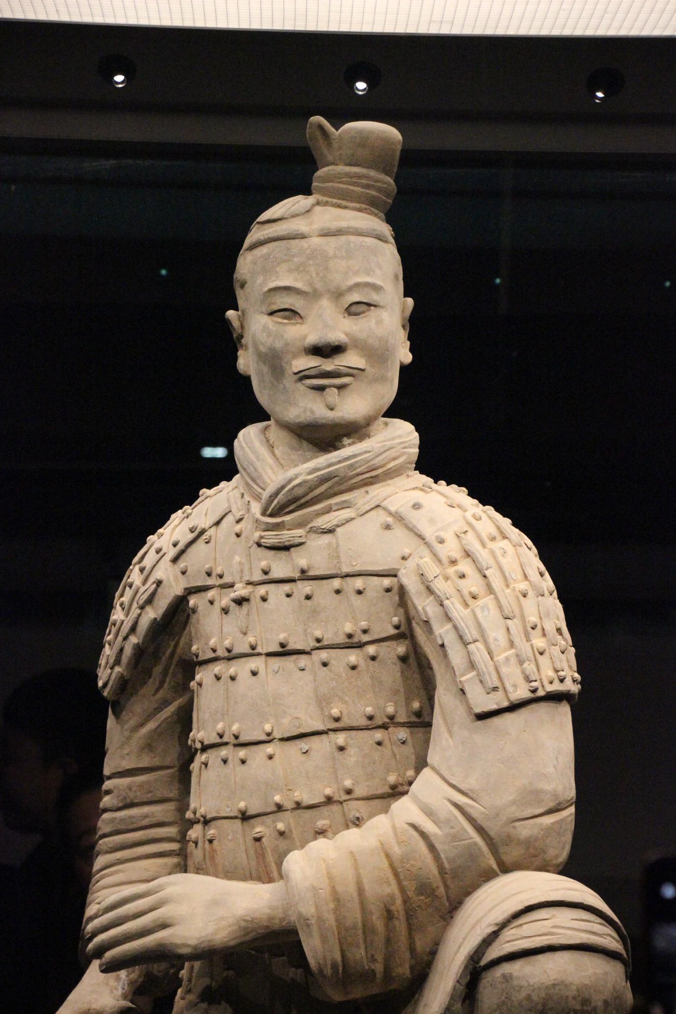 The kneeling soldier