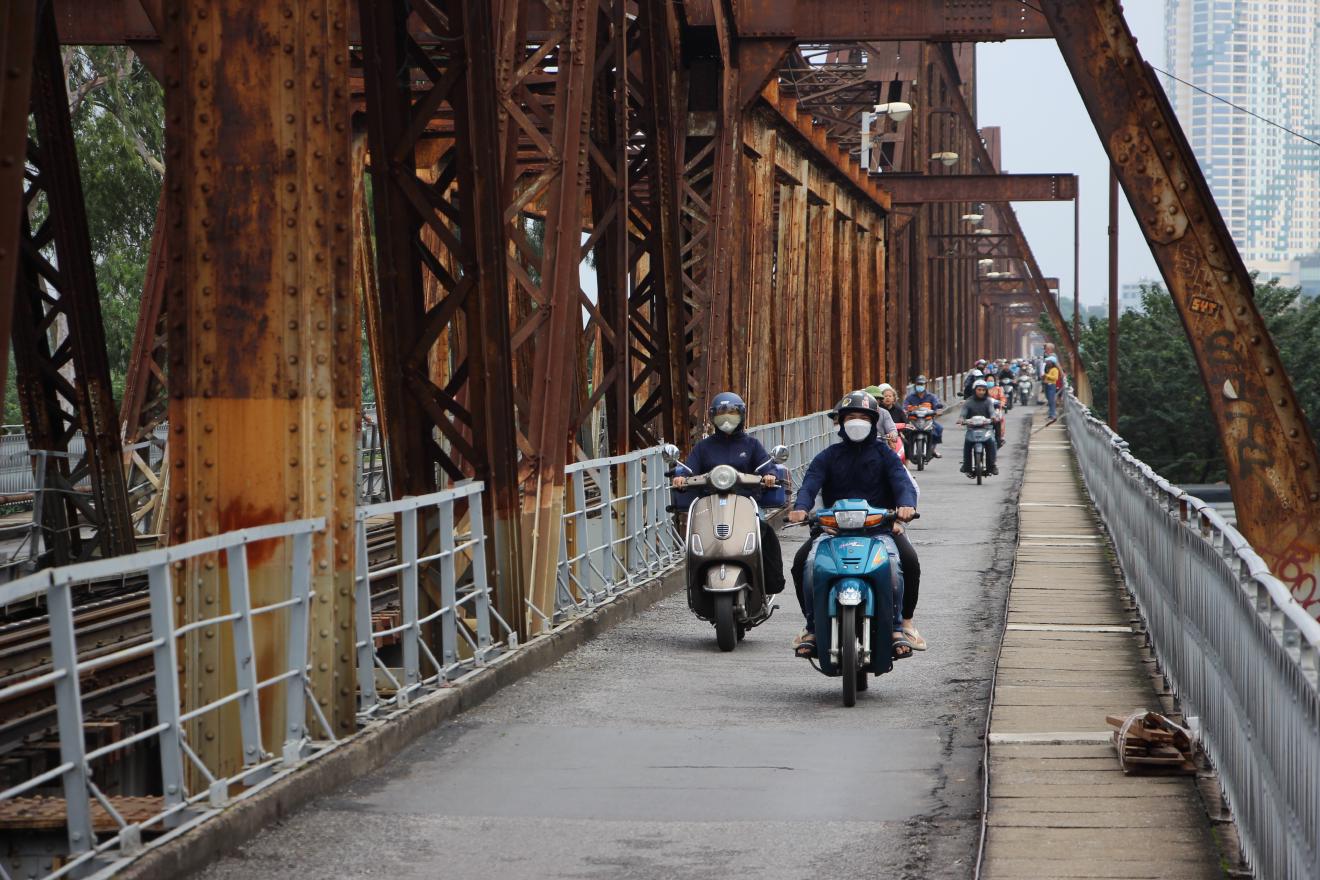 Hanoi Bridge